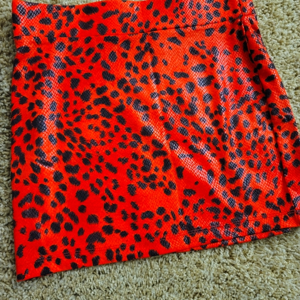 New Zenana Outfitters Mini Skirt